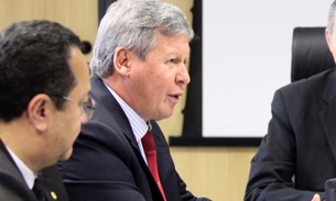 Artur convence Garibaldi a negociar dívida da Manausprev